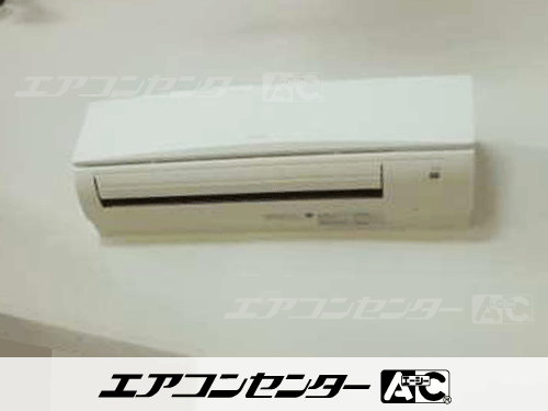 壁掛形 業務用エアコン 4馬力シングル 2式、天井カセット形4方向吹出 業務用エアコン 2.3馬力シングル 1式、天井カセット形4方向吹出 業務用エアコン 1.5馬力シングル 1式