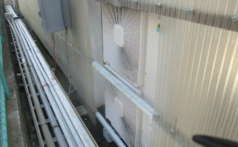 京都府宇治市 加工販売業事務所 設置事例の室外機
