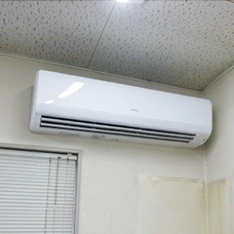 壁掛形 業務用エアコン