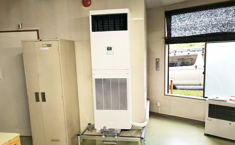 山形県米沢市 工場 の室内機