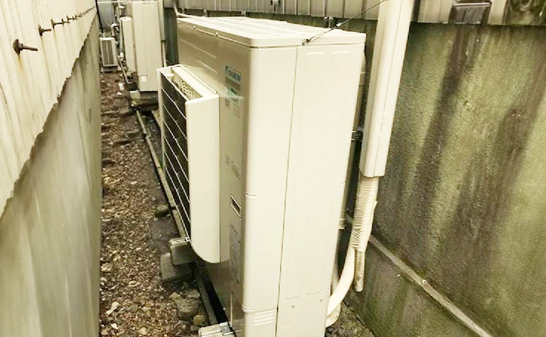 岐阜県羽島郡岐南町 事務所 の室外機