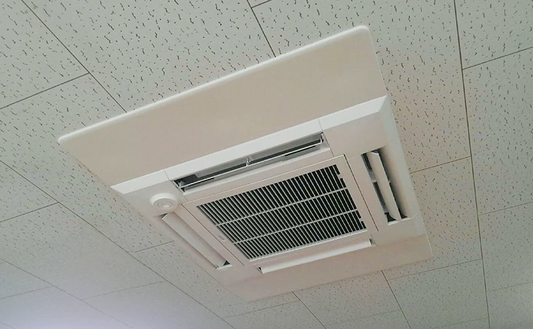 島根県出雲市 運送業事務所 の室内機