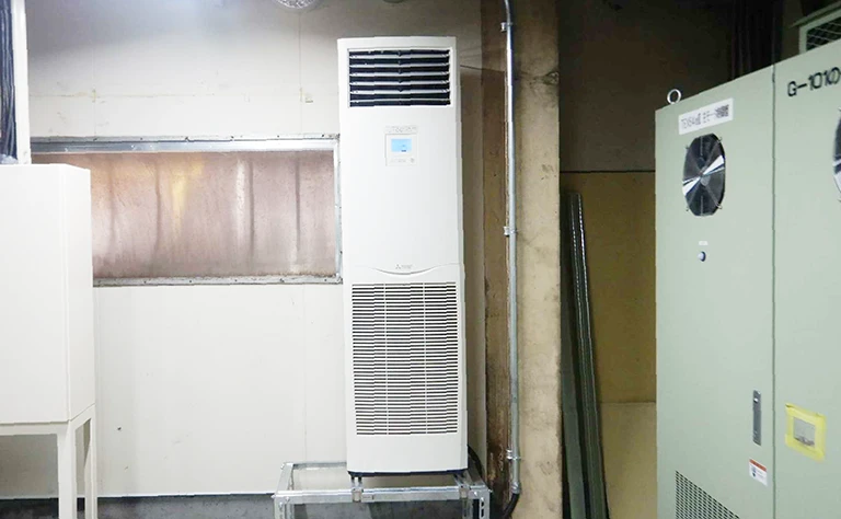 岡山県倉敷市 製造業機械室 の室内機