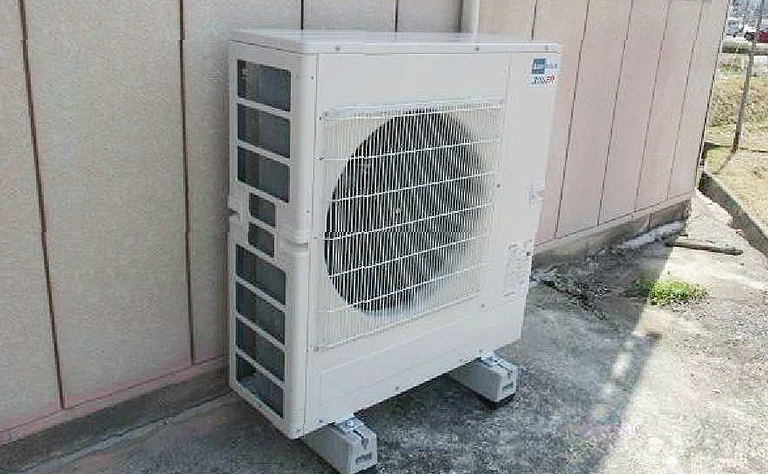広島県三原市 事務所 の室外機