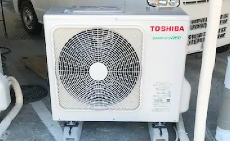 高知県土佐市 事務所 の室外機