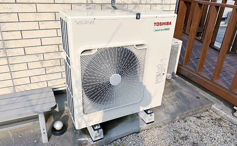 福岡県古賀市 介護事業所 の室外機