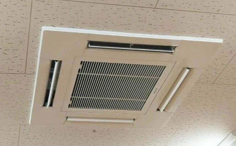 長崎県東彼杵郡東彼杵町 こども園教室 の室内機