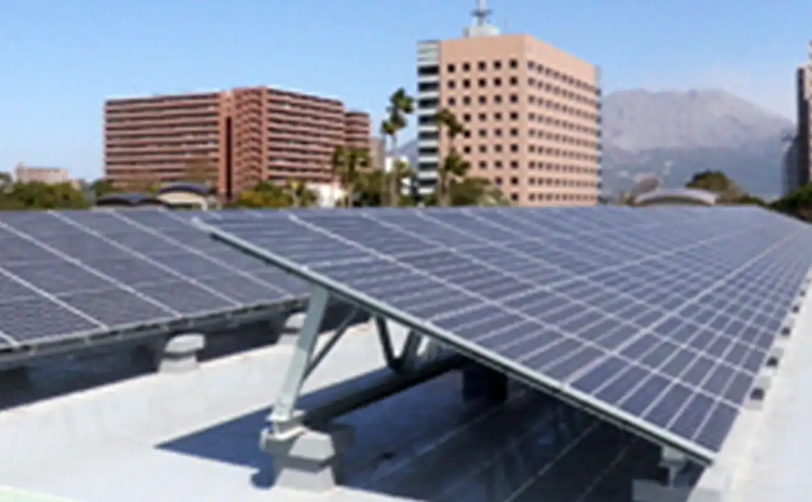 南駐車場 太陽光発電システム