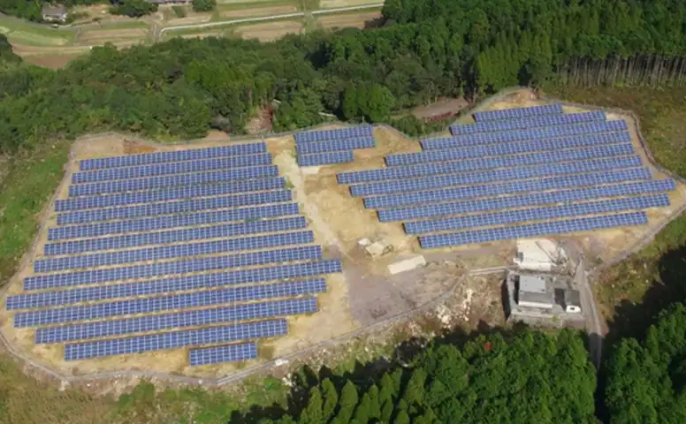 ミタルダ・イクシア 菱刈一号の太陽光発電設備 写真2