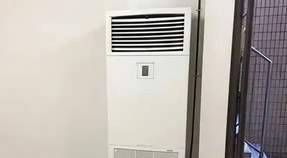 床置形エアコンの冷媒センサーに関する注意喚起イメージ