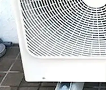 床置形の室外機設置例 1