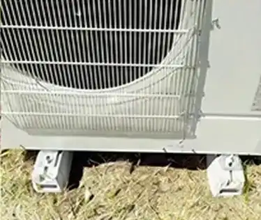 天井吊形の室内機設置例 2