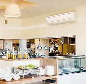 壁掛形エアコン