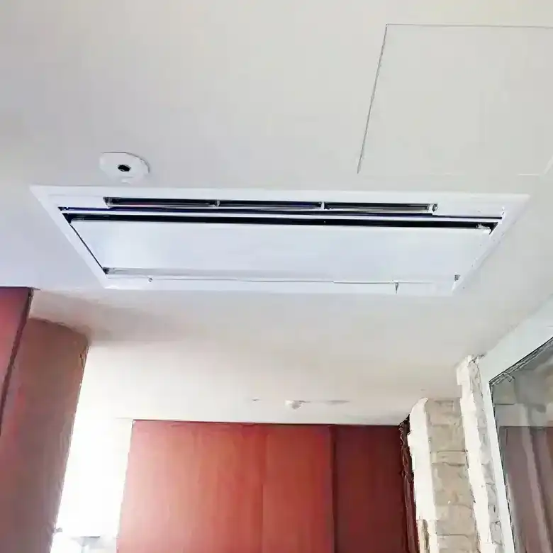 天井カセット形2方向の業務用エアコン