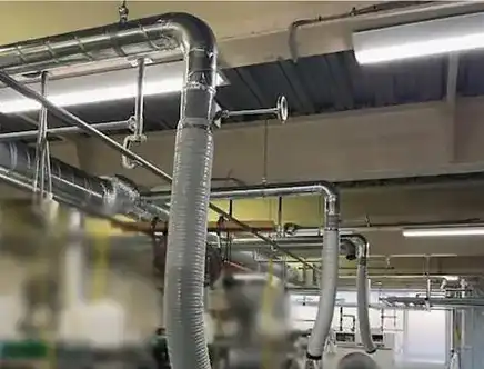 スポットエアコン排気ダクト配管施工