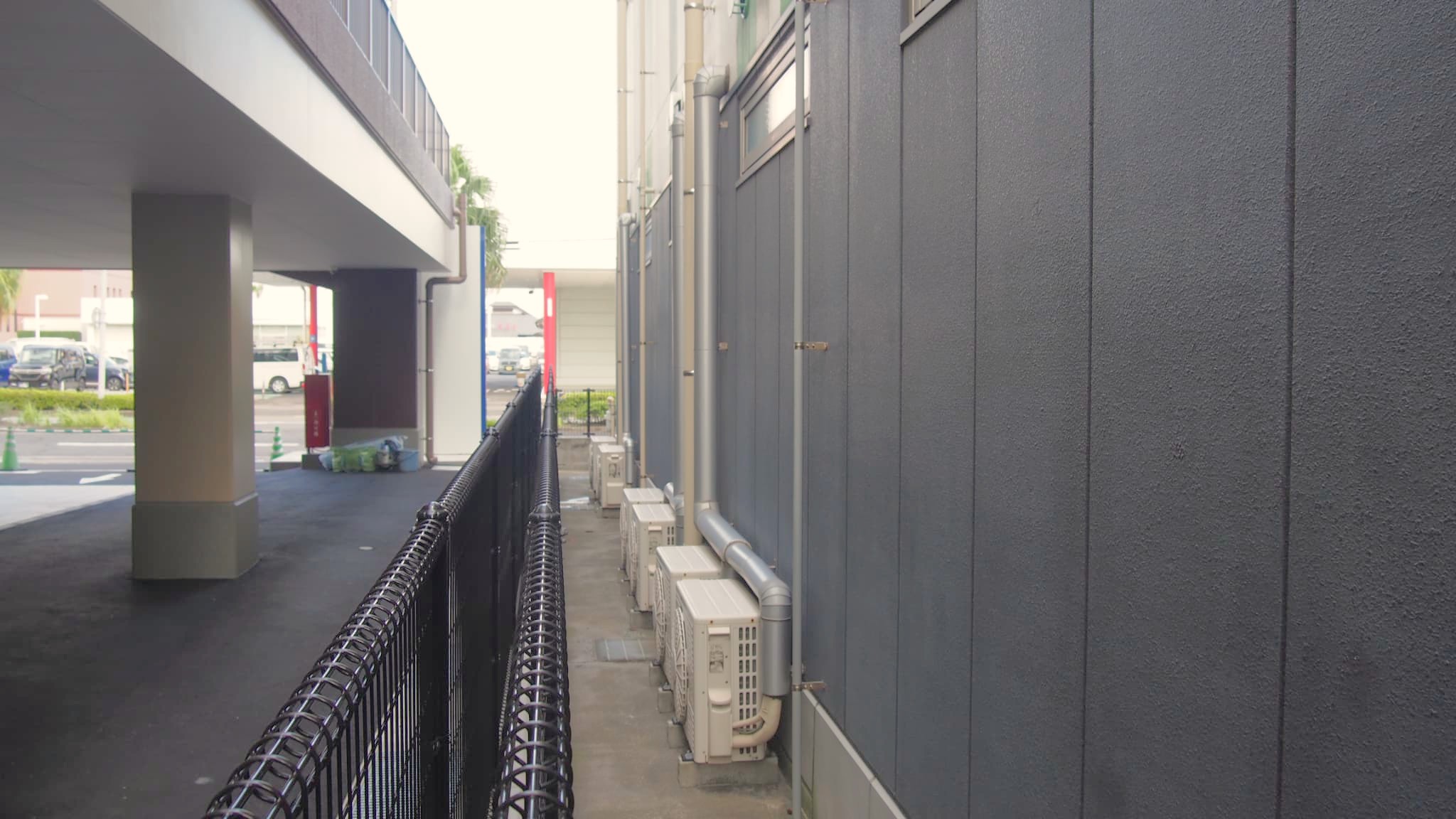室外機の周辺