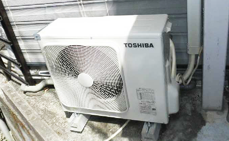 パチンコ店:天井カセット形4方向吹出の室外機